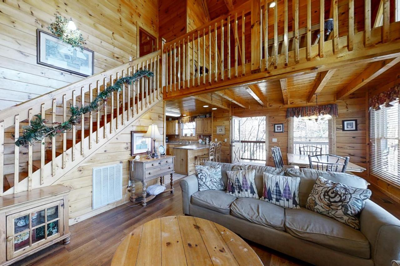 Chalet Of Dreams Pigeon Forge Exterior photo