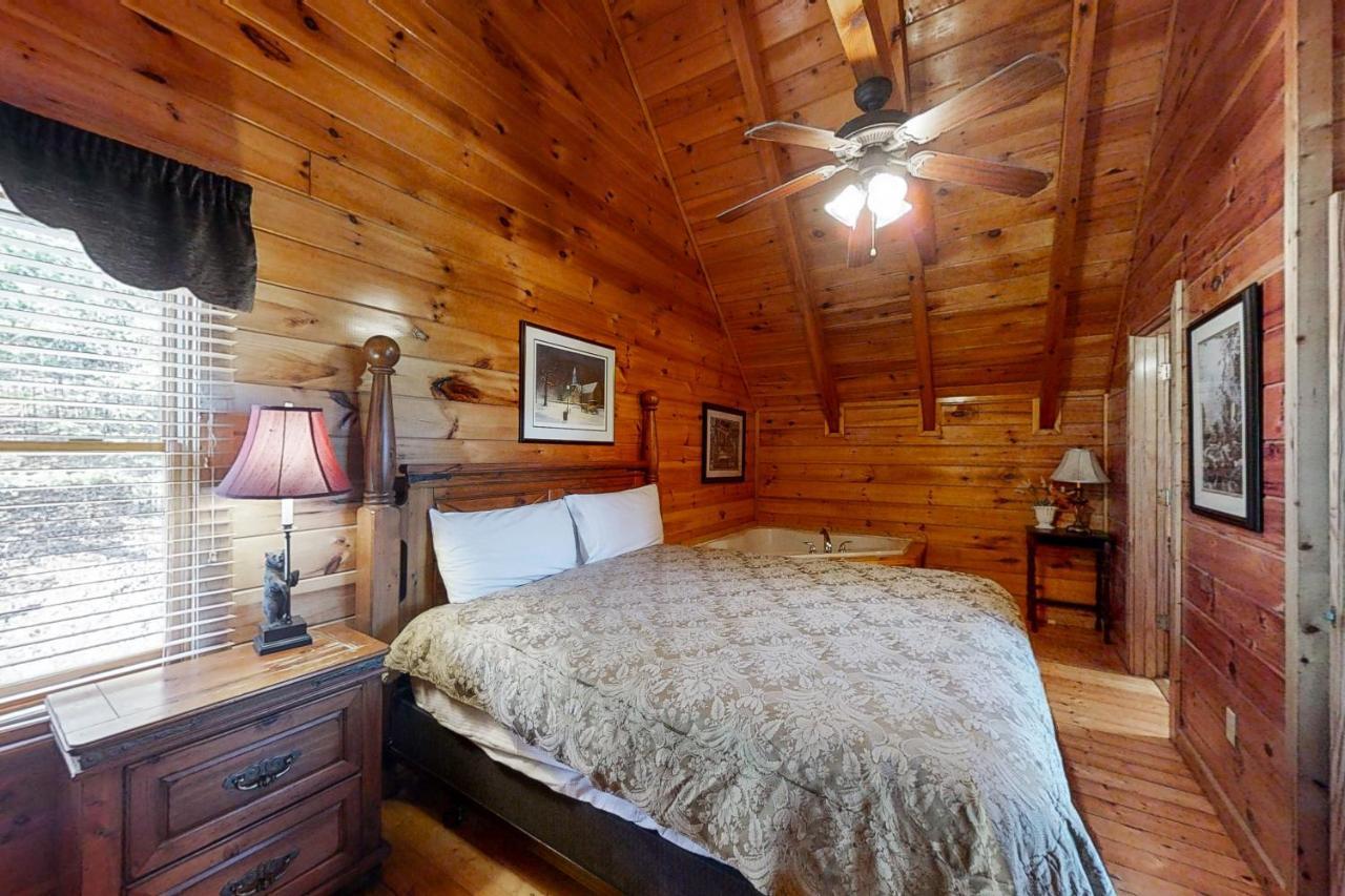 Chalet Of Dreams Pigeon Forge Exterior photo